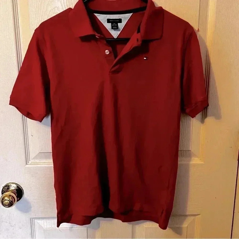 Boys Tommy Hilfiger Red Polo Shirt L/G 16/18 Pre-Owned Excellent Condition